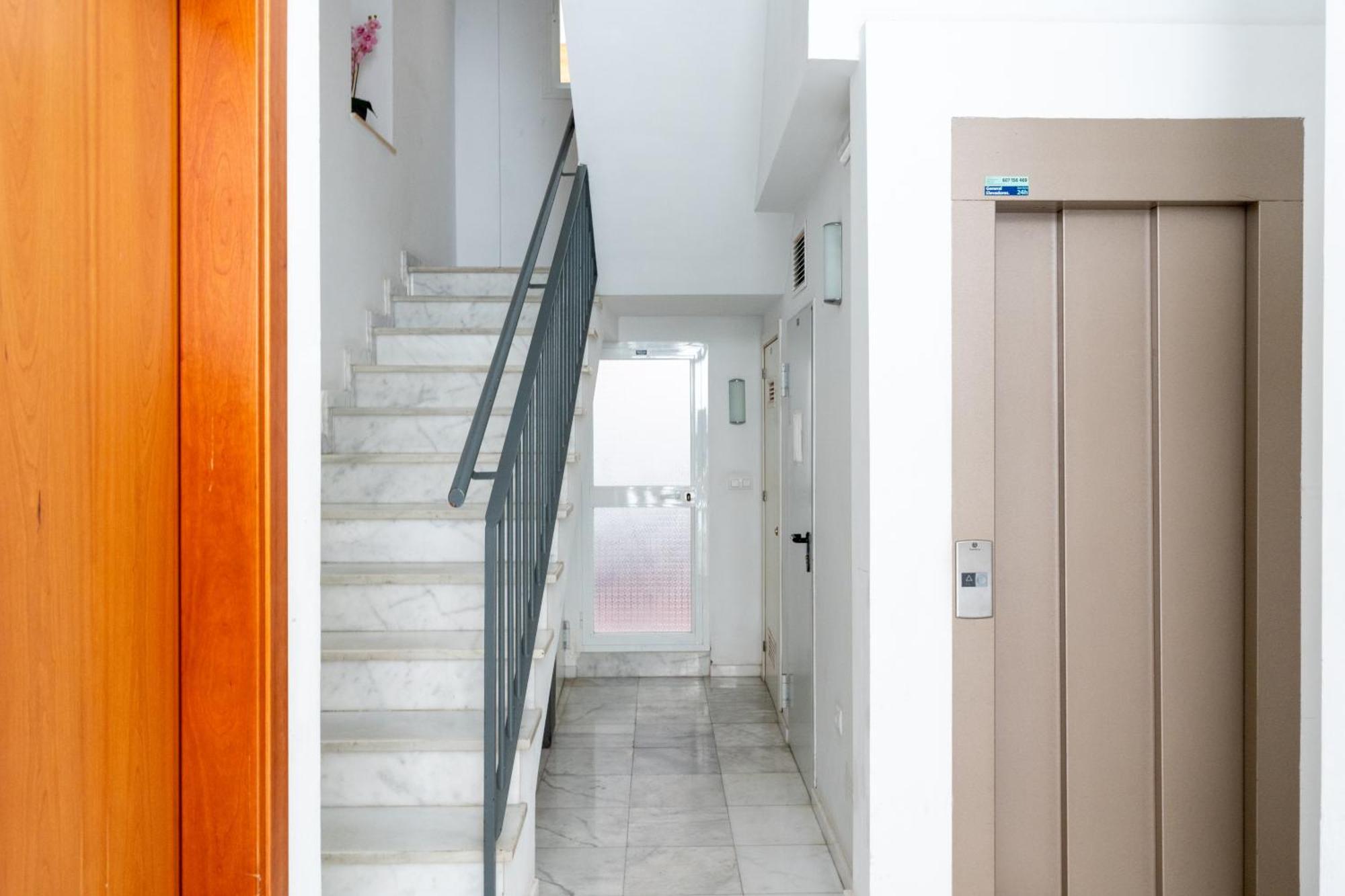 Apartamento Malhara Севілья Екстер'єр фото